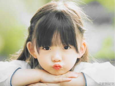李姓聚财的女孩名字大全