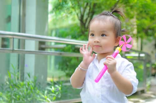 2025年李姓女孩名字推荐，最旺的女孩名字